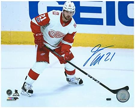 TOMAS TATAR potpisan Detroit Crvena krila 8 x 10 fotografija - 70398 - autogramirane NHL fotografije