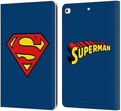 Dizajni za glavu Službeno licencirani Superman DC Comics Classic Logos Covet Rezerviraj novčanik Kompatibilan sa Apple iPad 9.7 2017 / iPad 9.7 2018